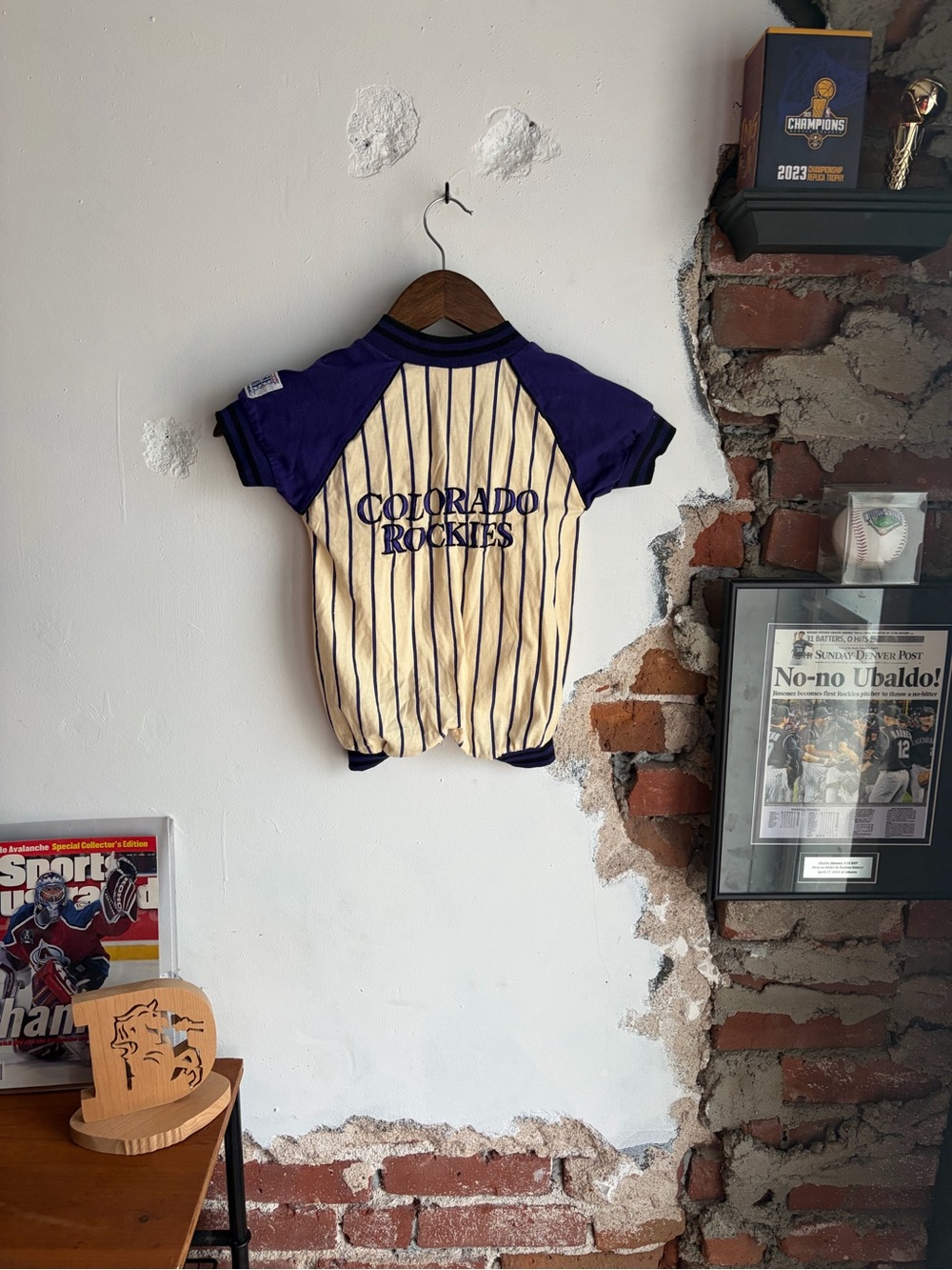 Vintage Colorado Rockies OffWhite Baby Romper Size 18 Months